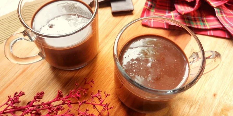 Chocolate quente docinho, prĂ¡tico e supercremoso. Prepare hoje mesmo em sua casa!