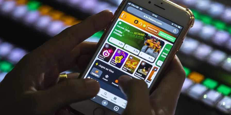 SUS Oferece Teleatendimento