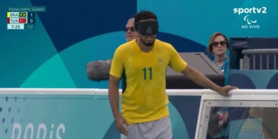 Maranhense Jardiel Soares durante estreia do Brasil