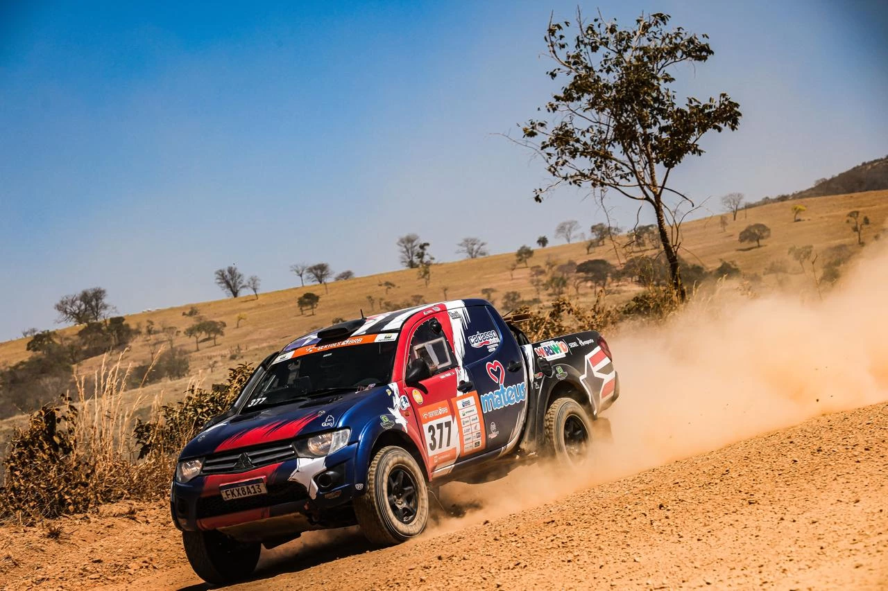 Carro da dupla Fábio Cadasso e do navegador Marcus Vinicius ( Foto - Divulgação)