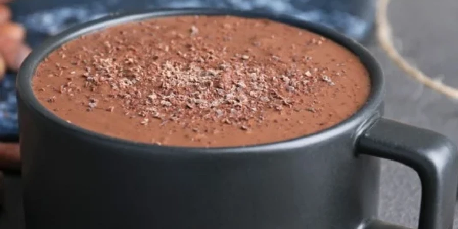 Chocolate quente com baunilha e conhaque!