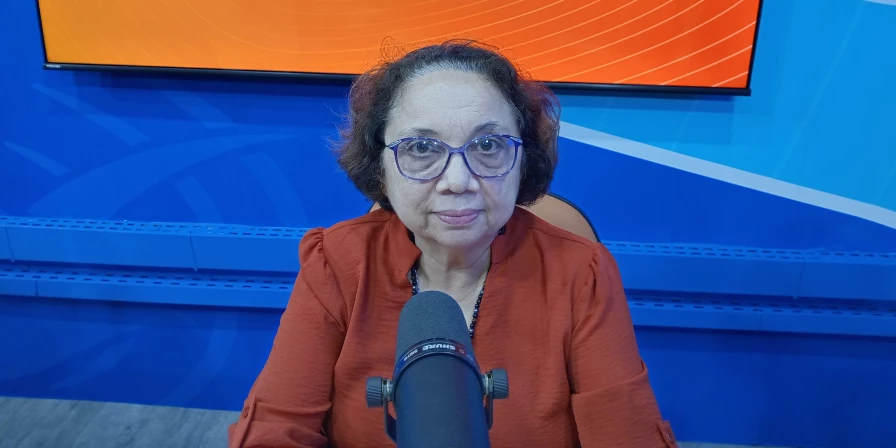 Coordenadora do curso de Medicina, Mércia Souza, concede entrevista ao Abrindo o Verbo.
