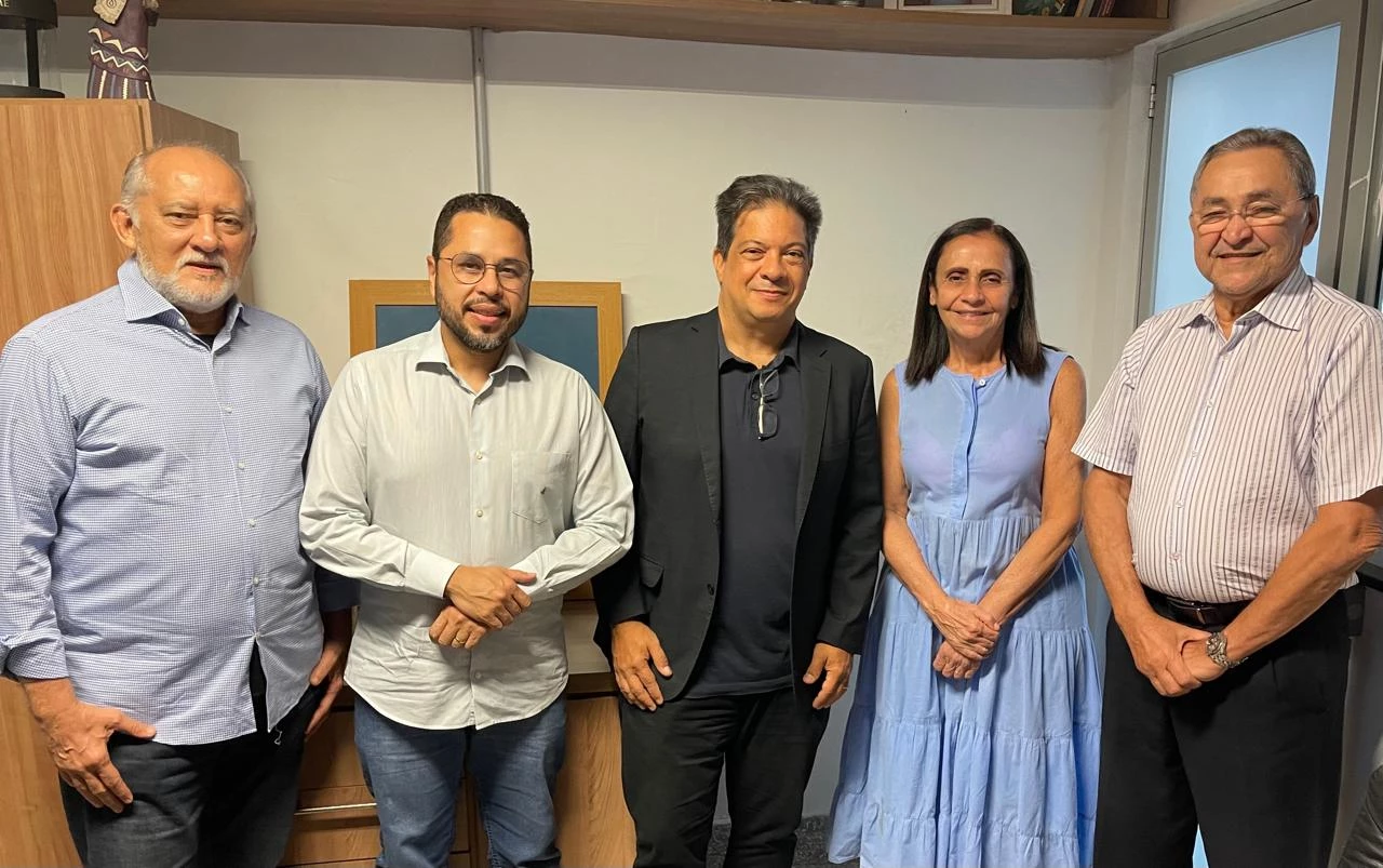 Em visita recente ao Grupo Mirante, Nilson Ferraz, Rodrigo Fernandes, Fernando Duailibe e Luiz Carlos Cantanhede Fernandes sendo recebidos pela presidente da TV Mirante, Teresa Sarney
