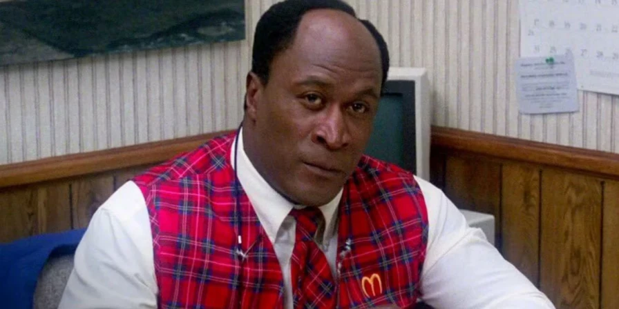 A carreira de John Amos é marcada por um legado que vai além de sua notável trajetória na TV e no cinema.