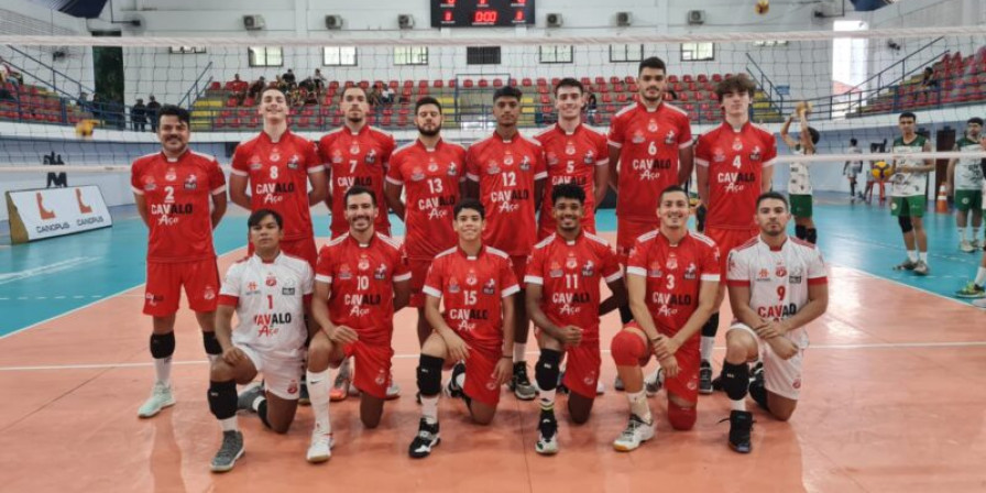 Time de vôlei masculino do Cavalo de Aço/AABB. (Divulgação)