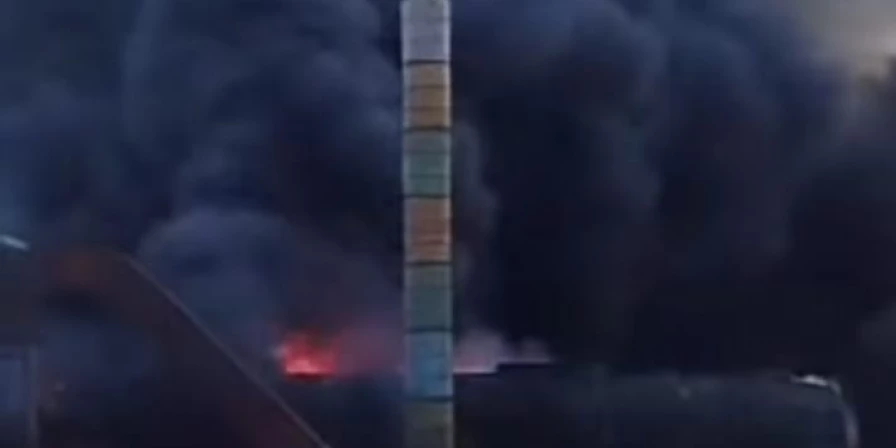 Incêndio toma de conta de taques de combustíveis no interior do Maranhão.