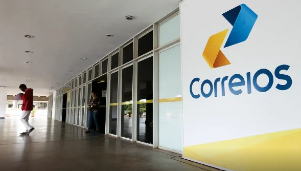 A paralisação começou na sexta-feira (11).