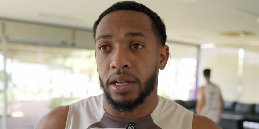 Corinthians negocia rescisão com José Martínez