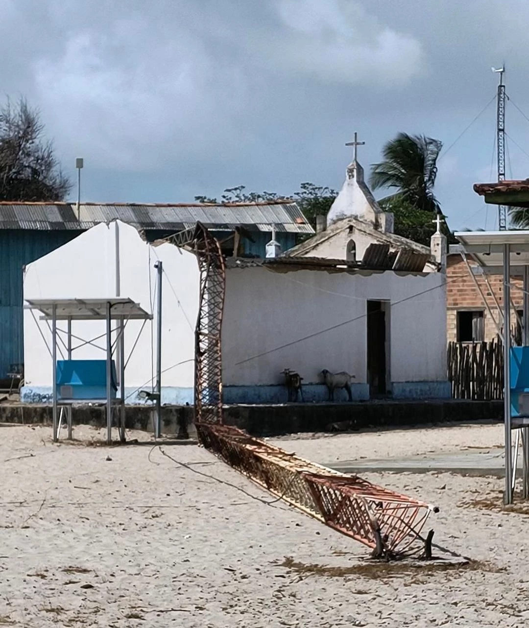 Apesar do susto, não houve registro de feridos, apenas danos materiais. Foto: Reprodução