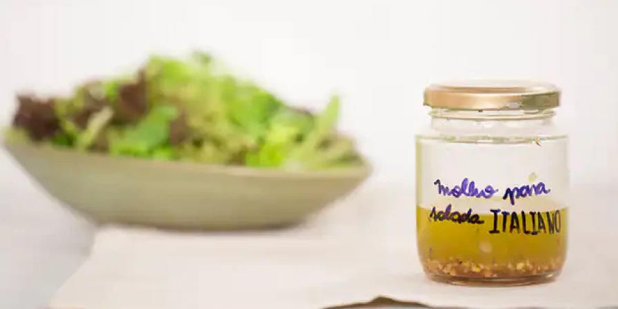 Molho de salada italiano.
