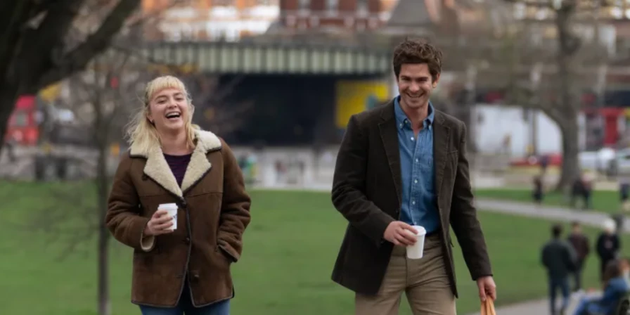 Florence Pugh e Andrew Garfield em 'Todo Tempo que Temos'.