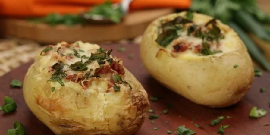 Batata recheada.