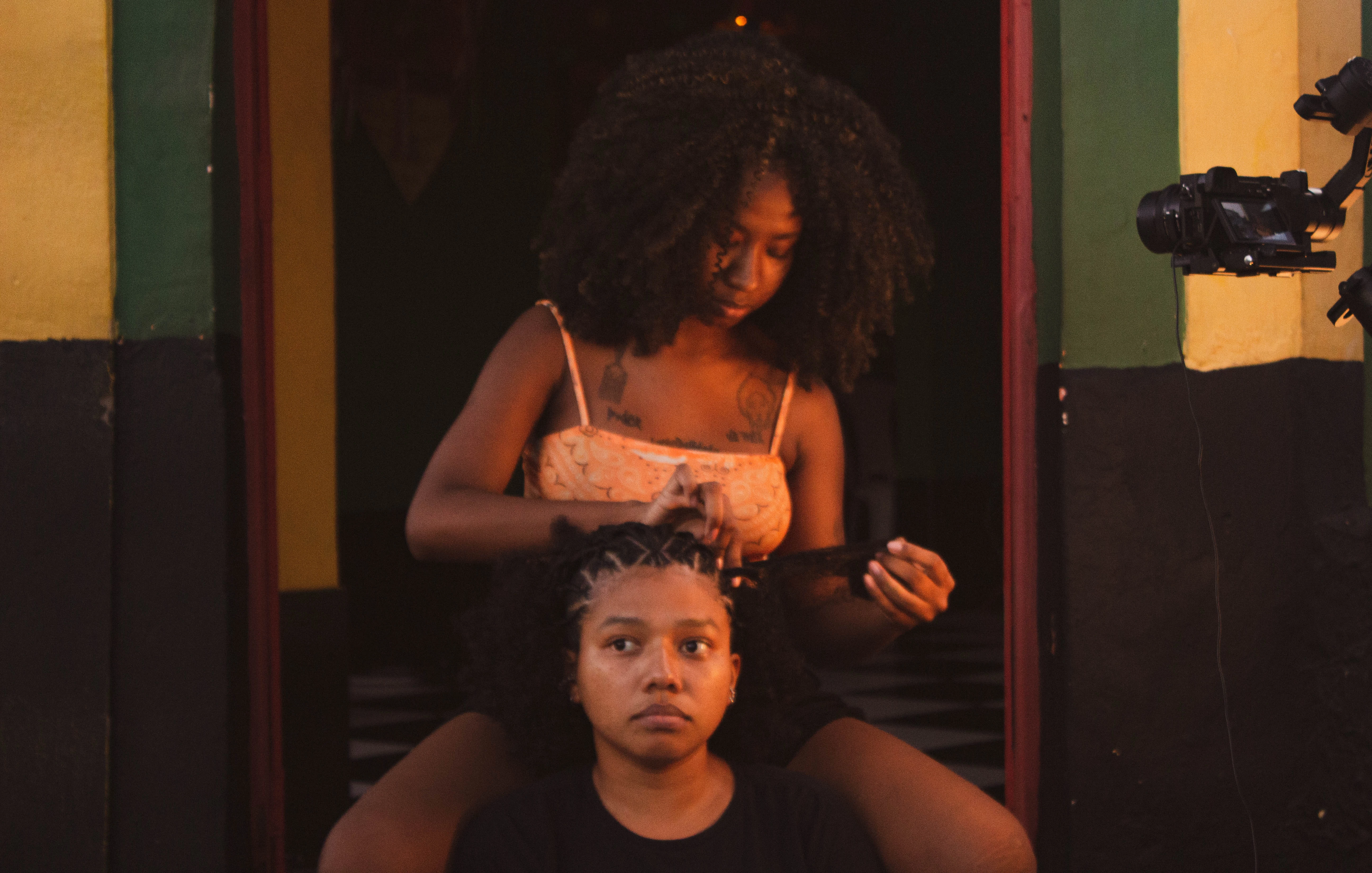 Trançatlandidas (Curta), de Isabela Leite. (Foto: Divulgação)