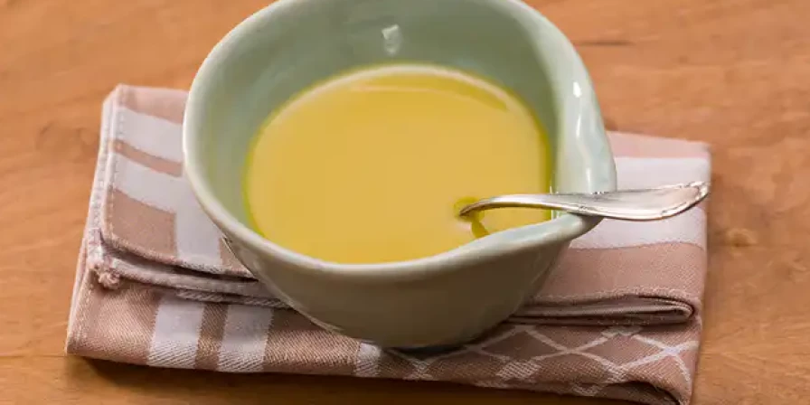 Molho vinagrete francês.