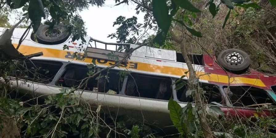 Número de mortos de acidente na Serra da Barriga sobe para 18.