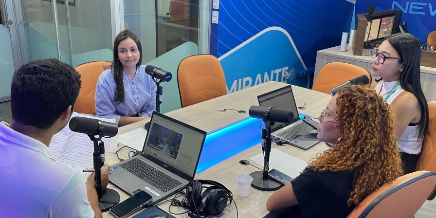 Thatiane Aroucha e Inara Sales durante o programa desta quinta-feira (28).