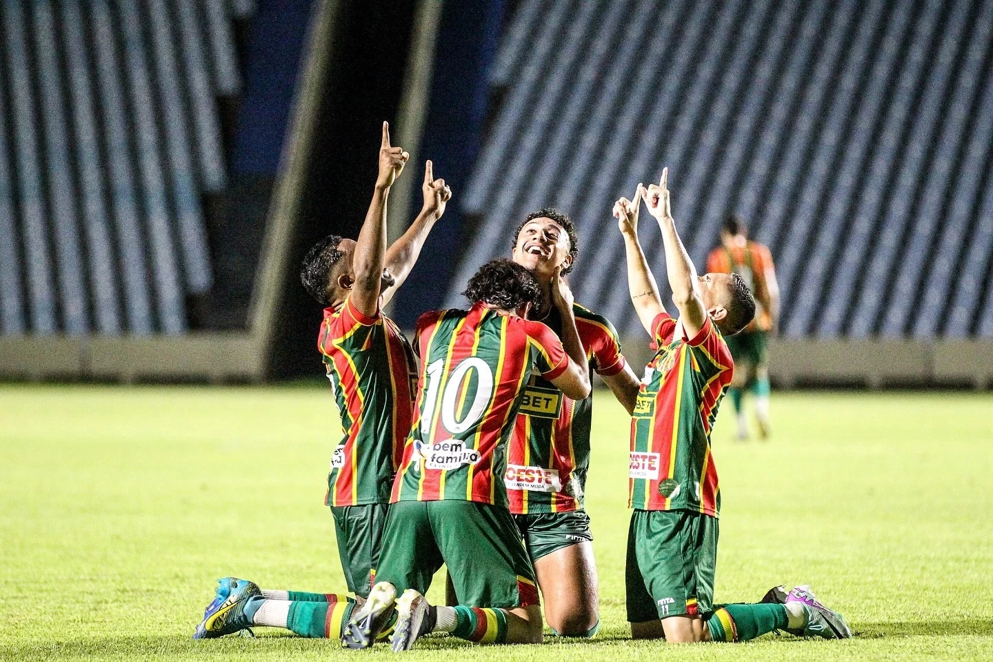 Sampaio volta a ter esperanças mais fortes de que possa se livrar do rebaixamento (Crédito: Ronald Felipe)