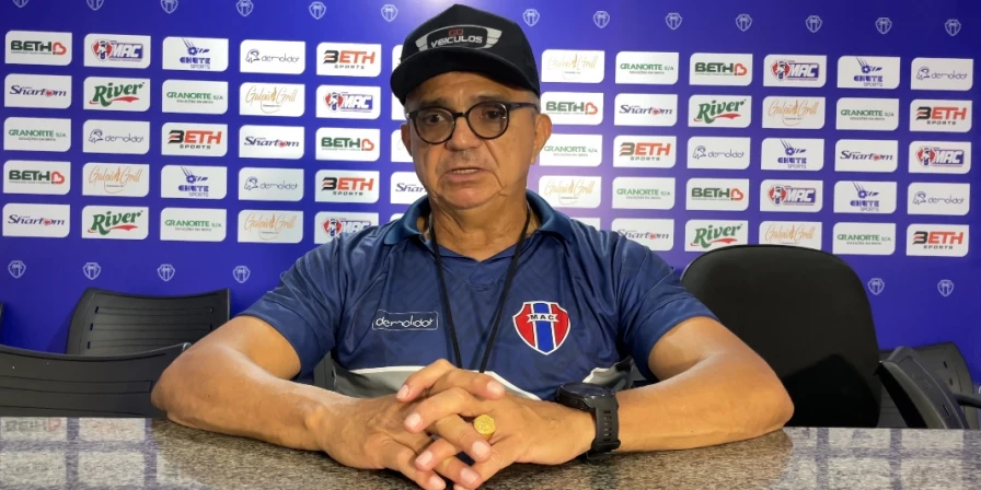 Flávio Araújo, técnico do Maranhão Atlético.