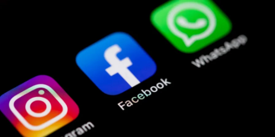 Moderação de conteúdo de plataformas digitais está sendo discutida no Brasil.