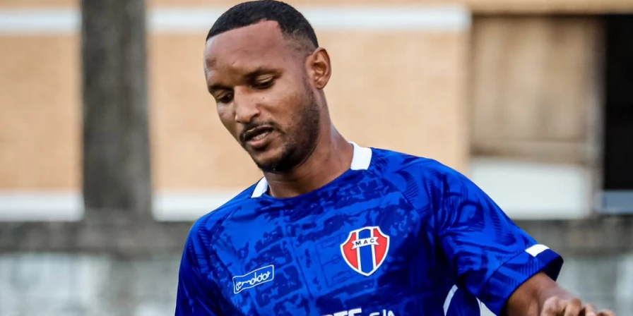 Luís Fernando, zagueiro do Maranhão Atlético.