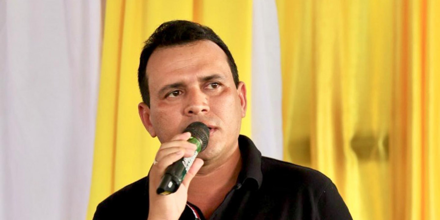 Apoio a Ary Menezes