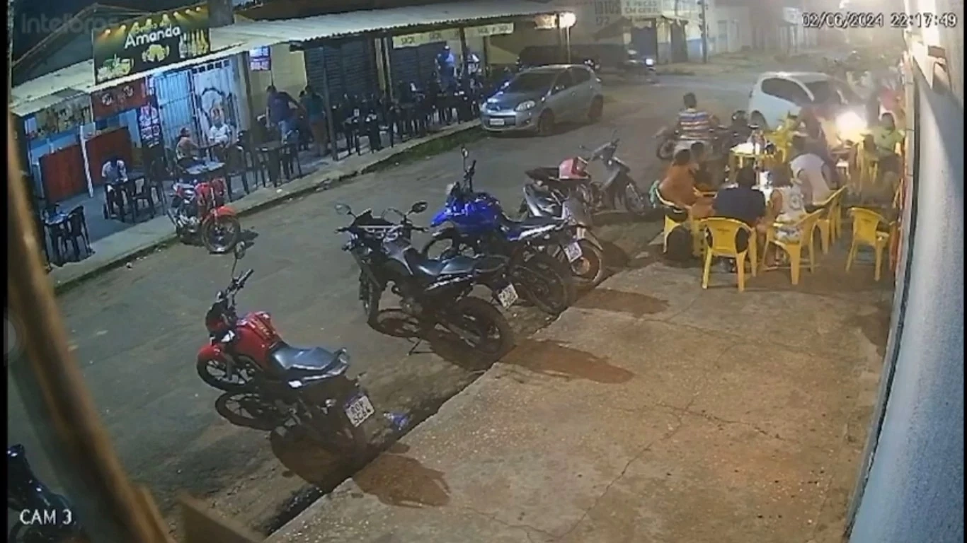 Atropelamento foi registrado por câmeras de segurança. (Foto: Reprodução / Redes Sociais)