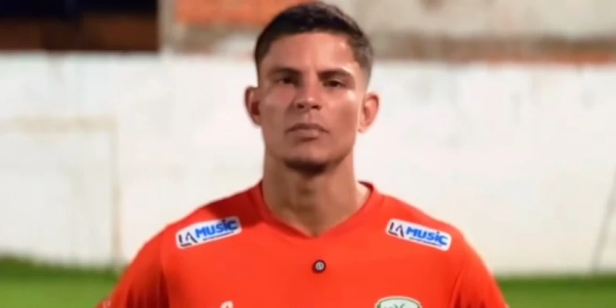 Neto Maranhão, meia do Tuntum.