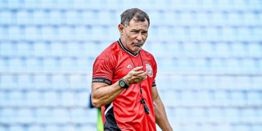 Júnior Amorim comanda treino do Imperatriz no Frei Epifânio.