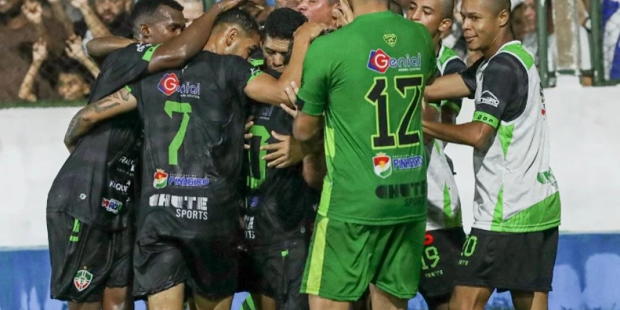 Time do Pinheiro fez cinco gols e não sofreu nenhum no Estadual