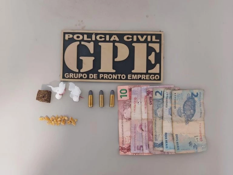 Itens apreendidos em operação.