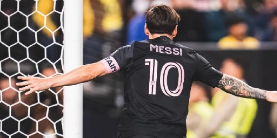 Messi celebra gol pelo Inter Miami
