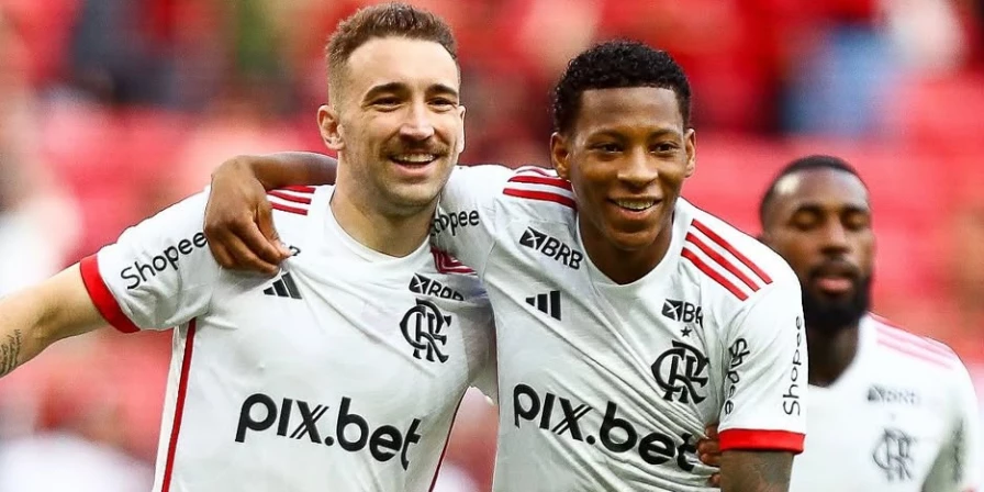 O Flamengo venceu o Volta Redonda no Estádio Mané Garrincha.