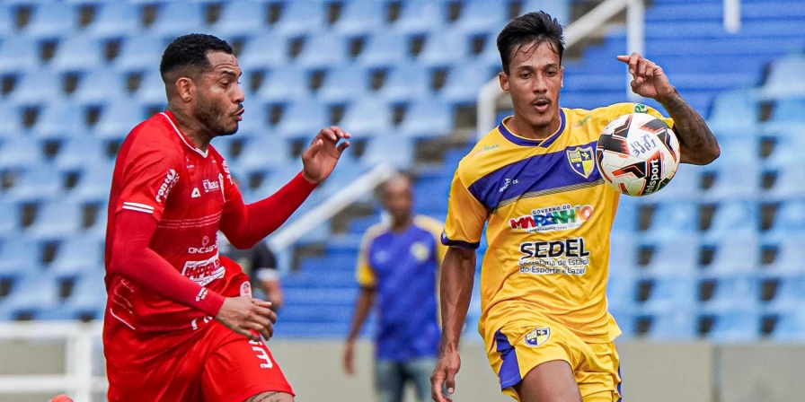 IAPE e Imperatriz promoveram jogo movimentado, especialmente no segundo tempo