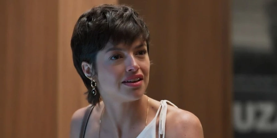 Luma (Agatha Moreira)