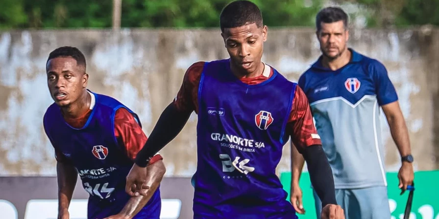 Treino do Maranhão Atlético no Parque Valério Monteiro.
