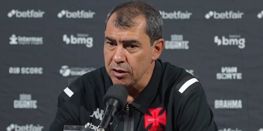 Fábio Carille, técnico do Vasco.