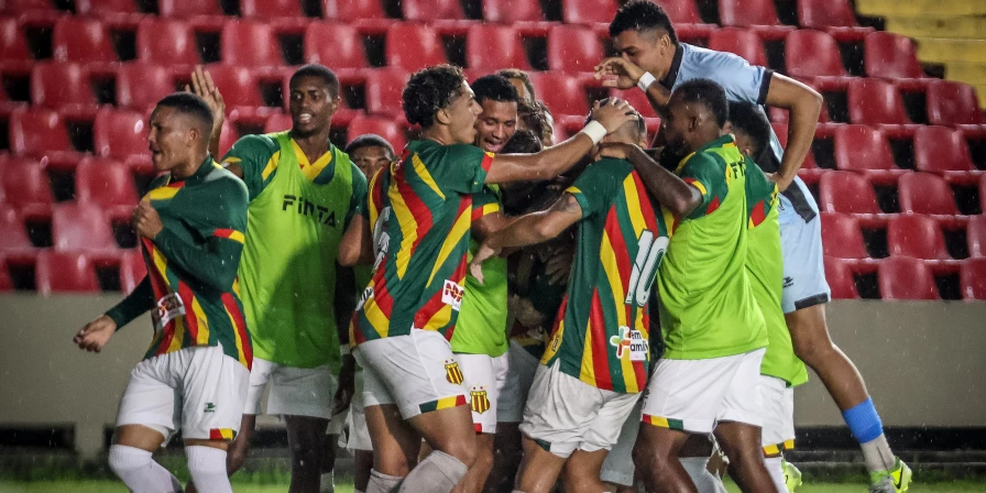 Duelo contra o Náutico é visto como fundamental nesta temporada, já que pode colocar novamente o time na disputa por uma vaga para o mata-mata