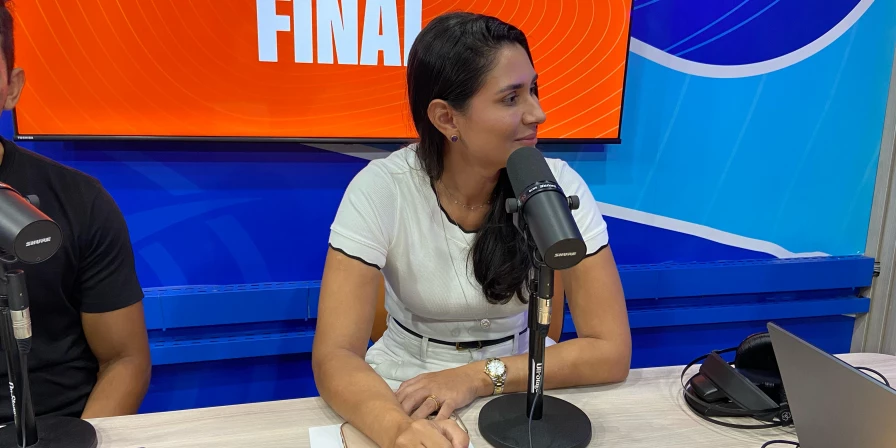 Clara Gomes, convidada da edição desta quinta-feira (13) do programa Ponto Final