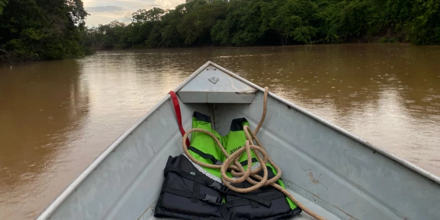 Jovem se desequilibrou e caiu, segundo pescador.