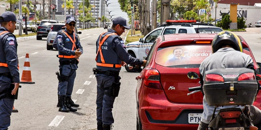 Agentes da Policia Militar que atuam em Blitz na região Metropolitana de São Luís.