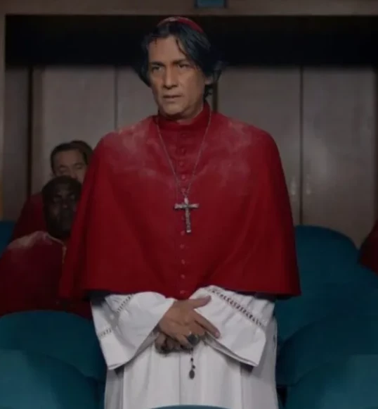 Carlos Diehz como Cardeal Benítez. (Reprodução/IMDB)