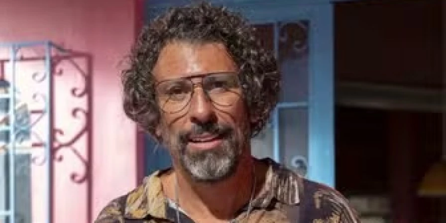 E mais: Gerson leva Roxelle para jantar.