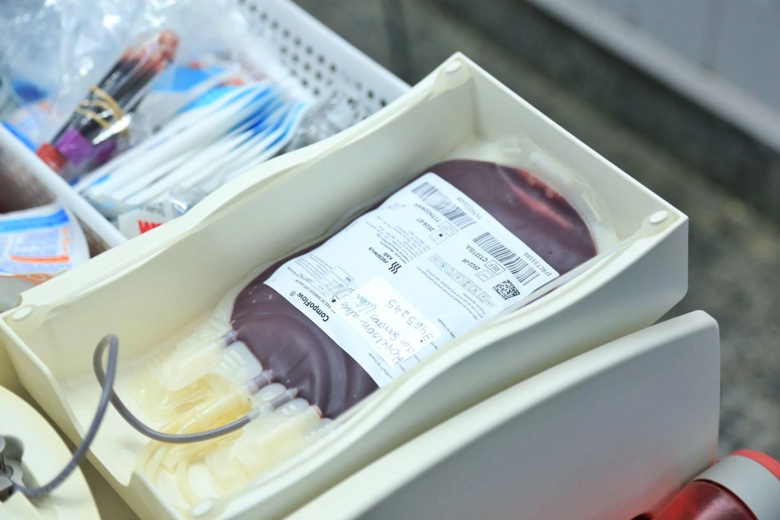 A campanha reforça a importância do ato devido ao crescimento de demanda por sangue nos hospitais. (Foto: Divulgação)