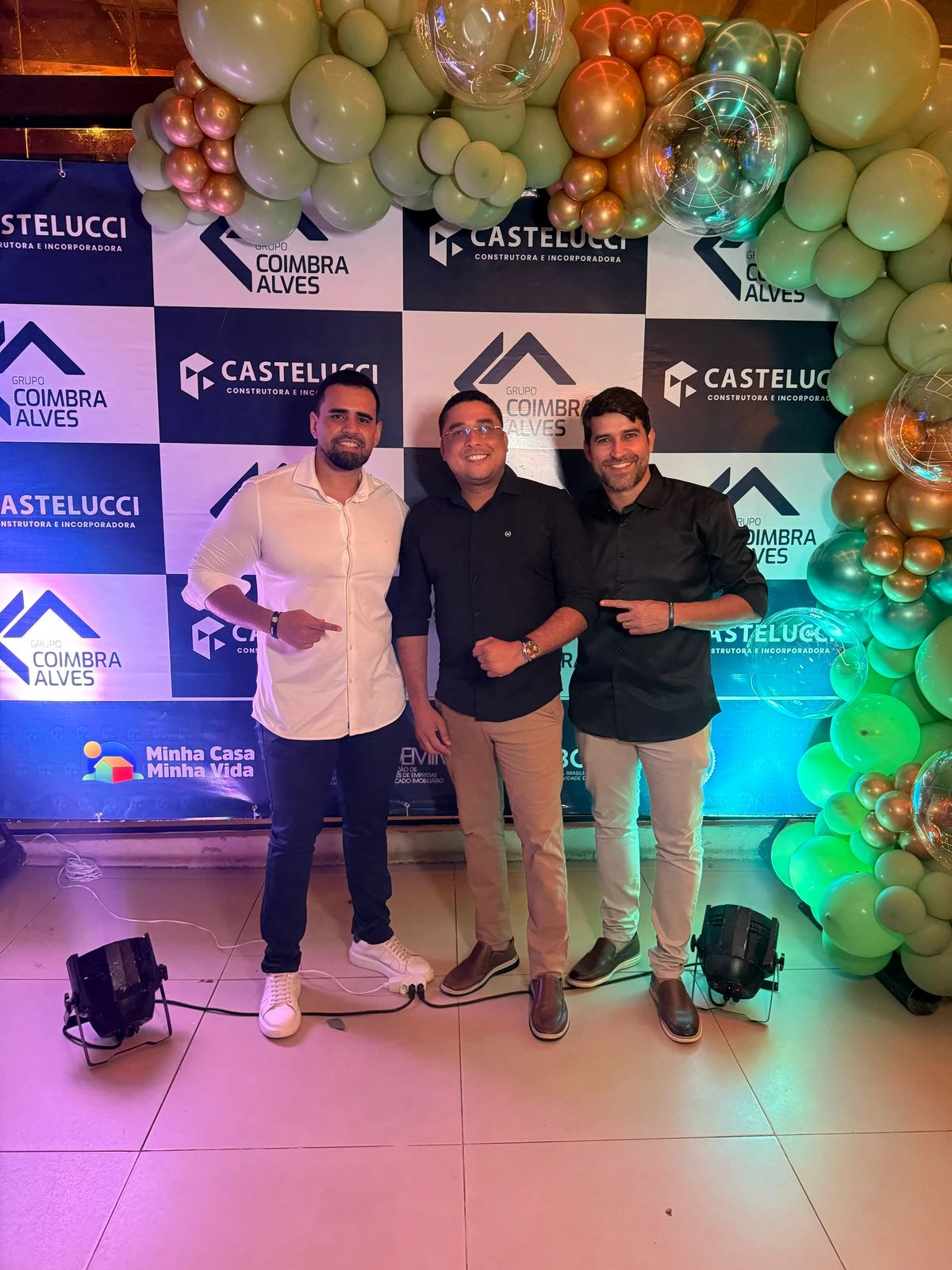 Em evento da Construtora Castelucci, a Zigzag Imóveis se consagrou como a grande campeã de vendas do empreendimento Villa Di Carpi. (Foto: Divulgação)