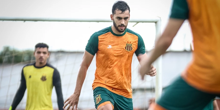 Treino do Sampaio Corrêa no CT José Carlos Macieira.