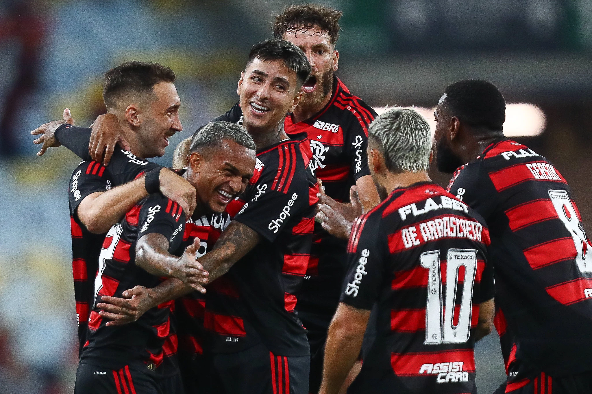 Flamengo deverá vir com os principais jogadores para compromisso em São Luís (Crédito: Divulgação)