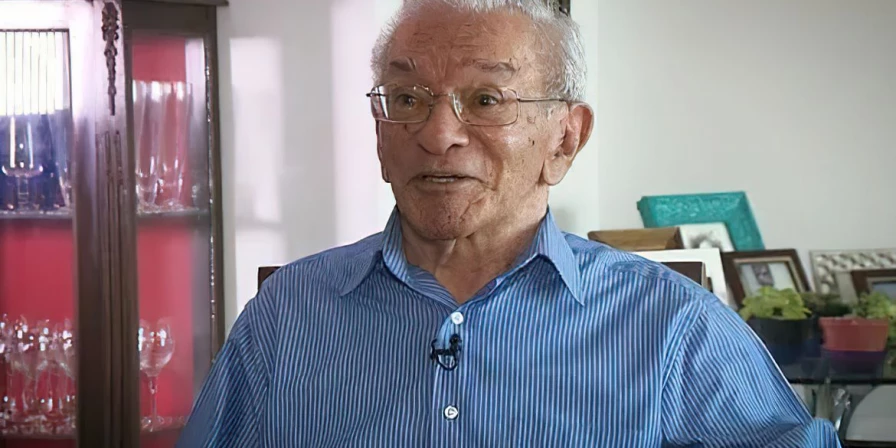 Ele tinha 95 anos, completados no mês passado, e sofria de mal de Parkinson.