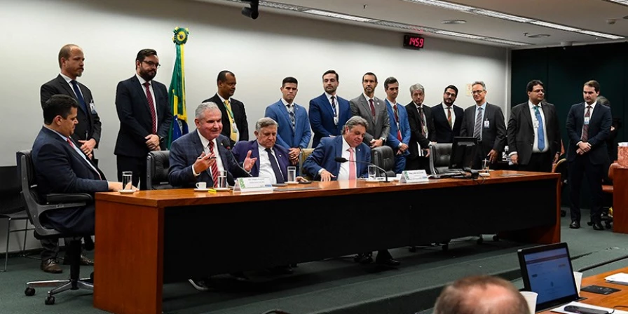 Comissão definirá em eleição os cargos de presidente e vice-presidente