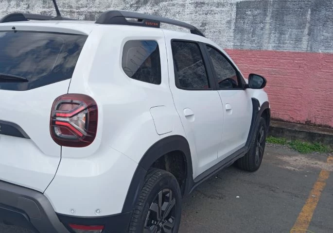 Carro recuperado após sequestro de motorista. (Foto: Divulgação/PMMA)