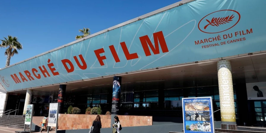 Também considerado o principal evento comercial da indústria cinematográfica, o Marché du Film reúne mais de 15 mil participantes de todo o mundo.